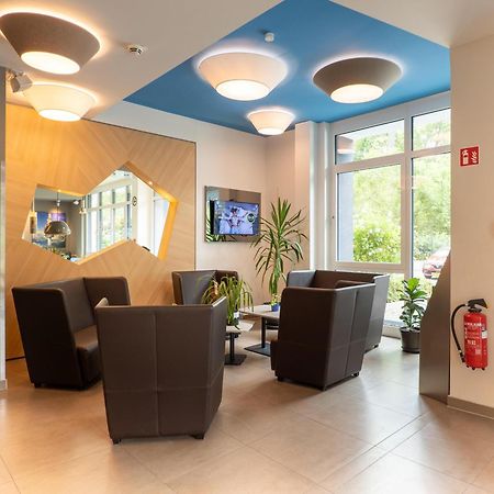 B&B Hotel Stuttgart-Airport/Messe 외부 사진