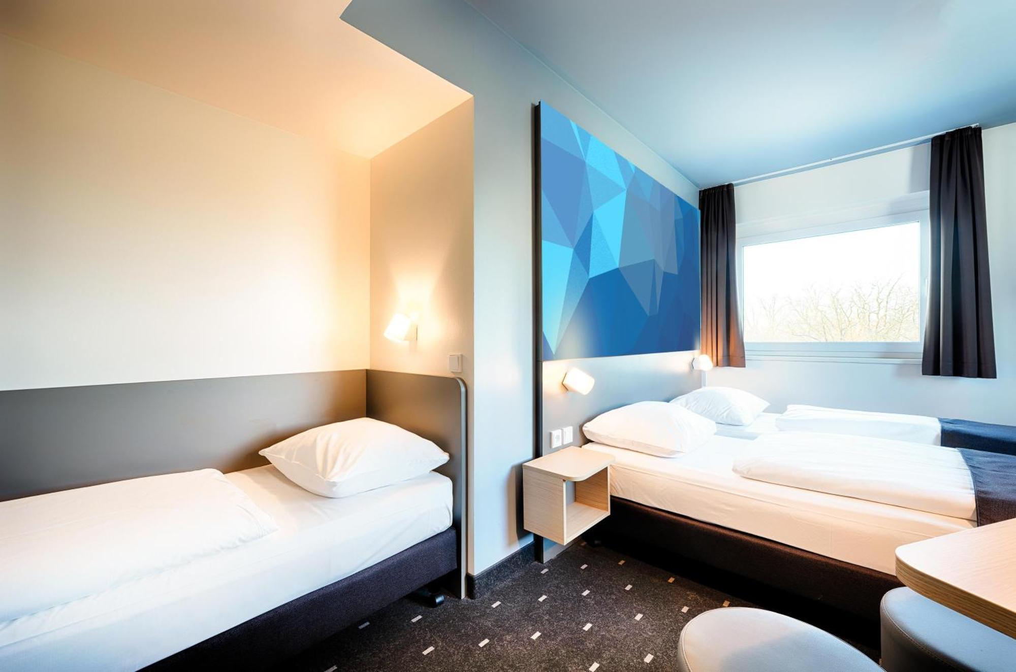 B&B Hotel Stuttgart-Airport/Messe 외부 사진