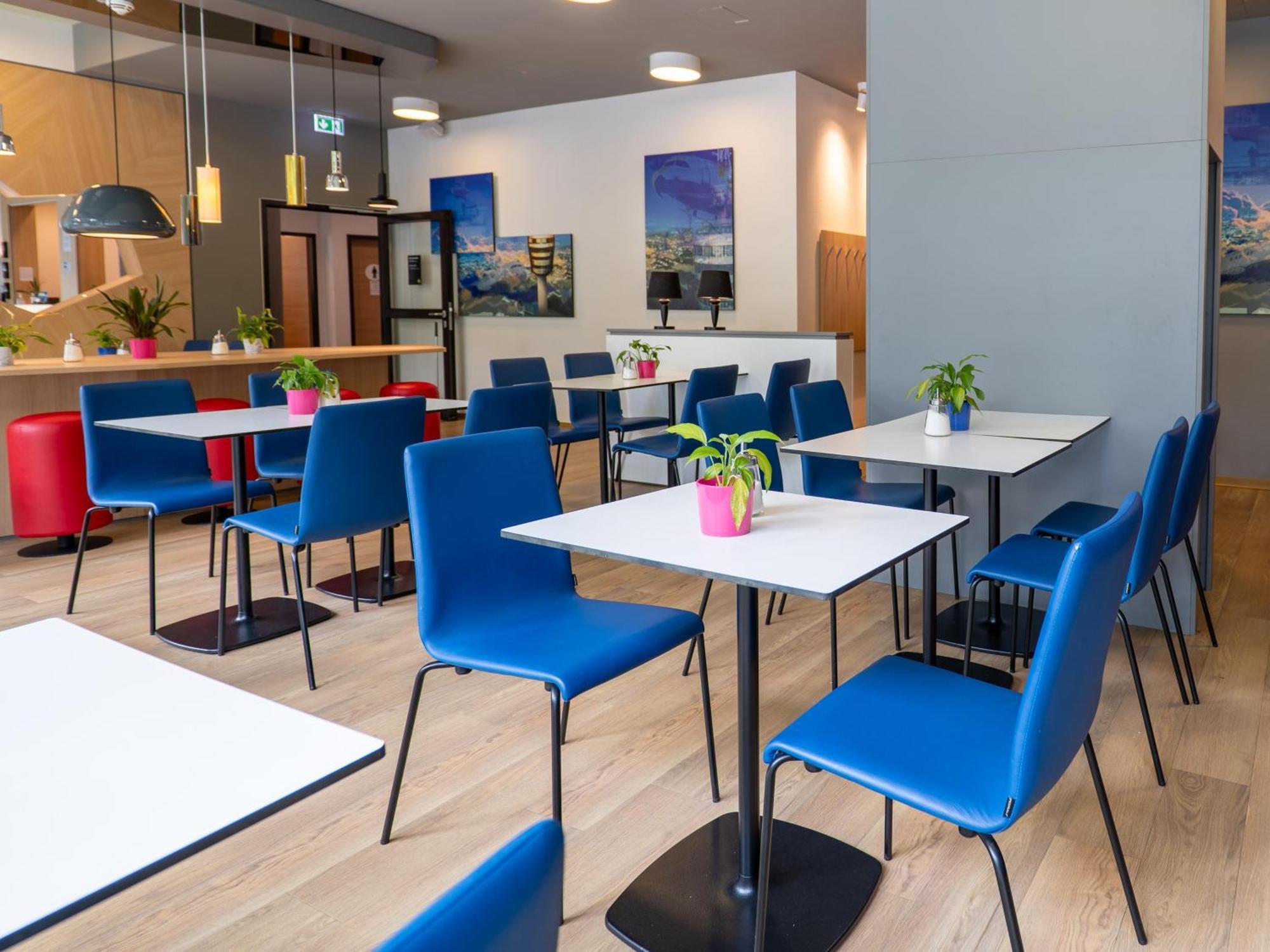 B&B Hotel Stuttgart-Airport/Messe 외부 사진