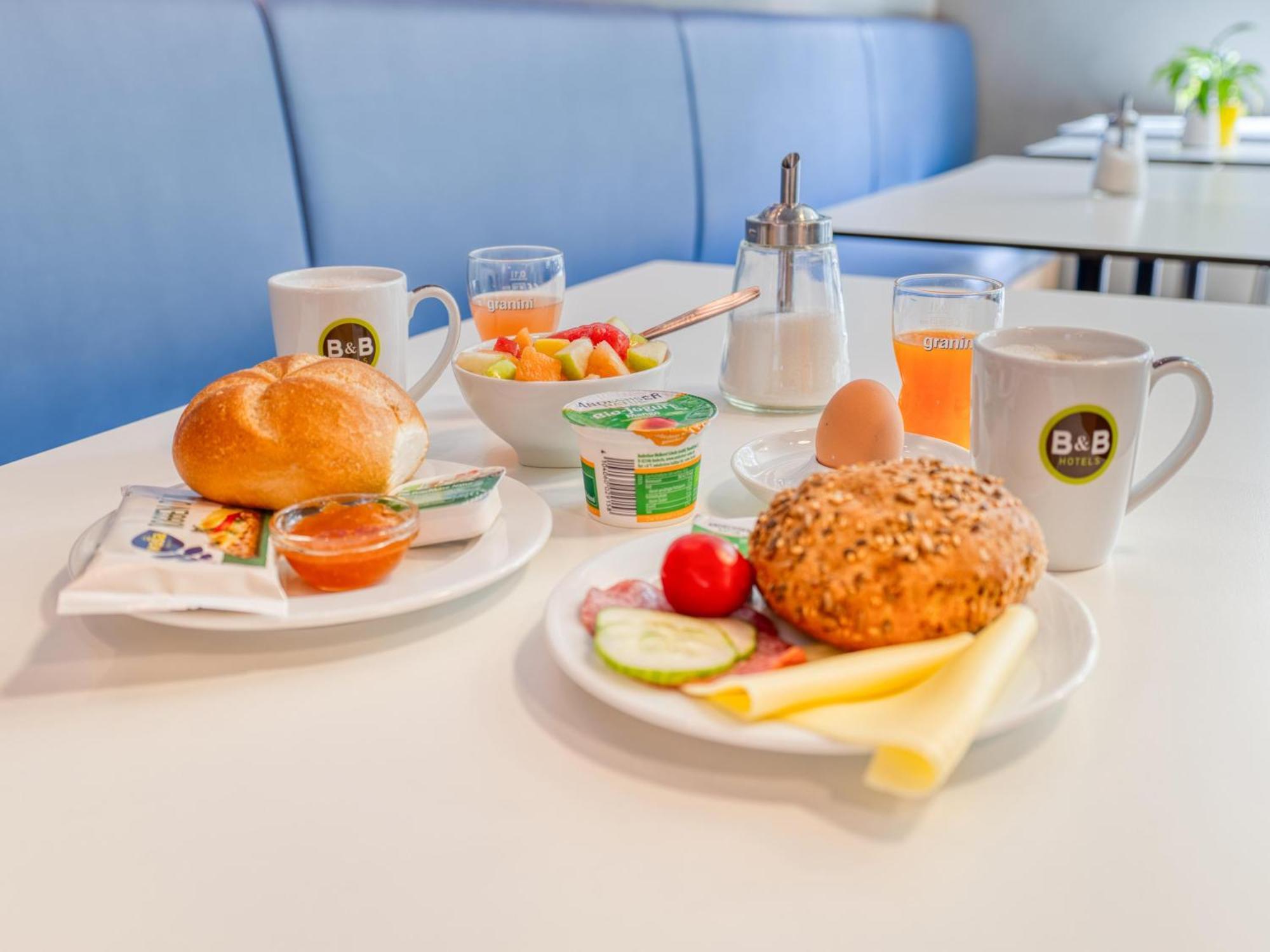 B&B Hotel Stuttgart-Airport/Messe 외부 사진