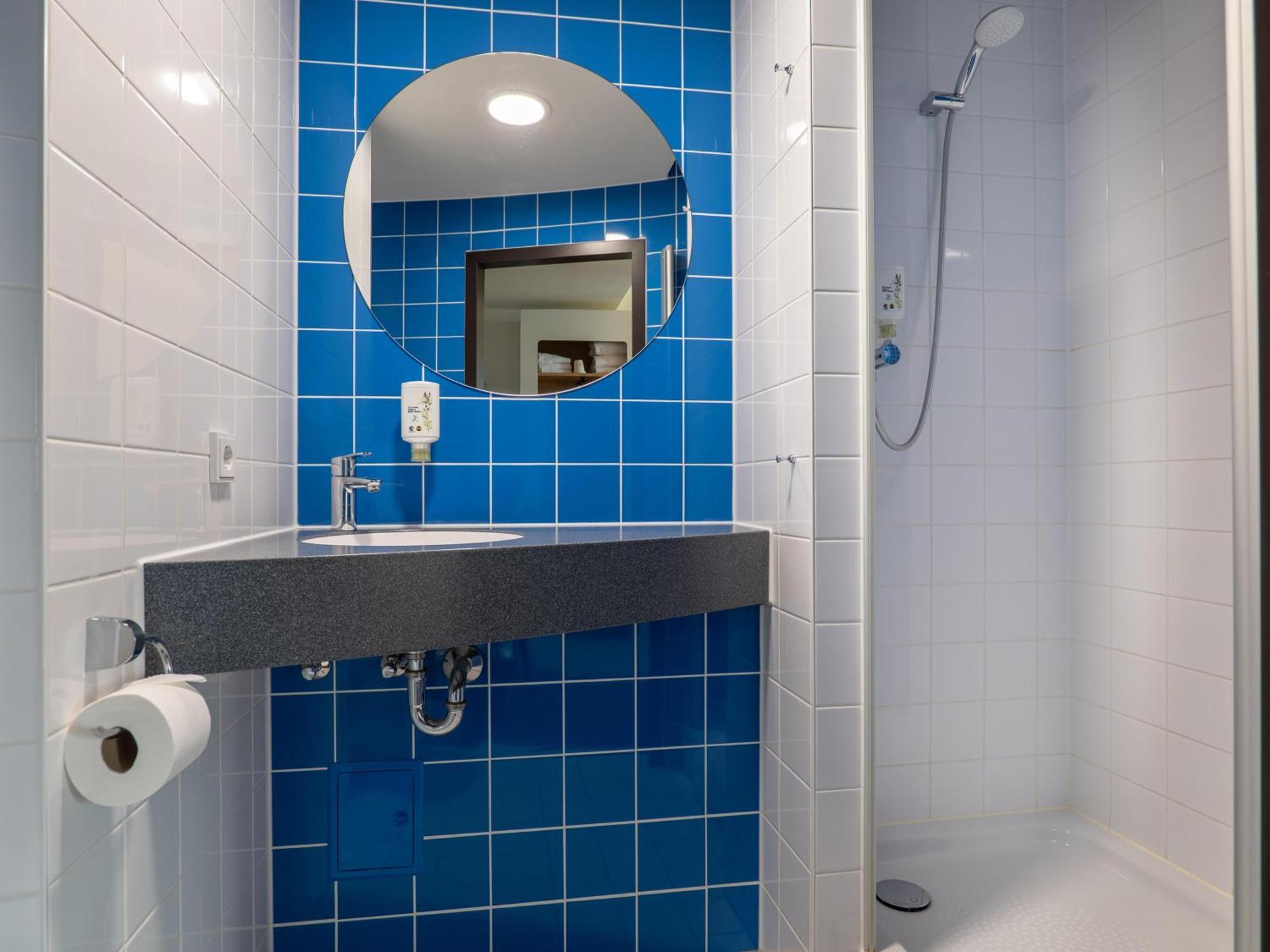 B&B Hotel Stuttgart-Airport/Messe 외부 사진