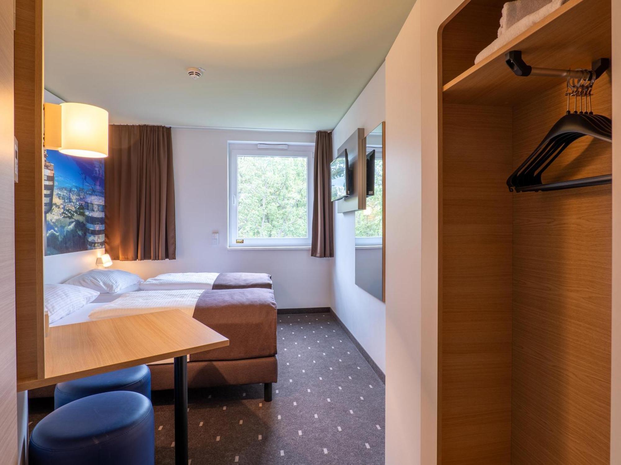B&B Hotel Stuttgart-Airport/Messe 외부 사진
