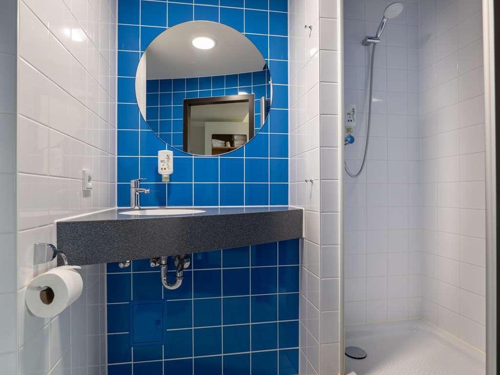 B&B Hotel Stuttgart-Airport/Messe 객실 사진